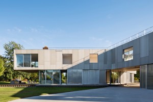 36SML Beach House LEVENBETTS