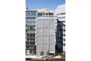 Metal Shutter House, Shigeru Ban Architects + Dean Maltz Architect