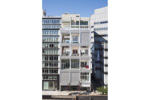 Metal Shutter House, Shigeru Ban Architects + Dean Maltz Architect